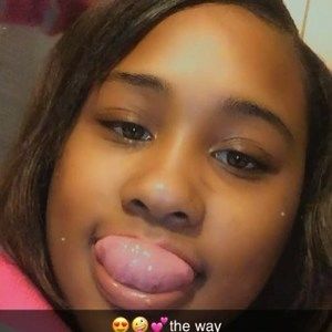 Meet your Posher, Malika